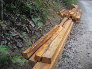 mahogany furniture-grade lumber